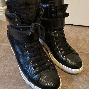 Miu miu black leather athletic shoes